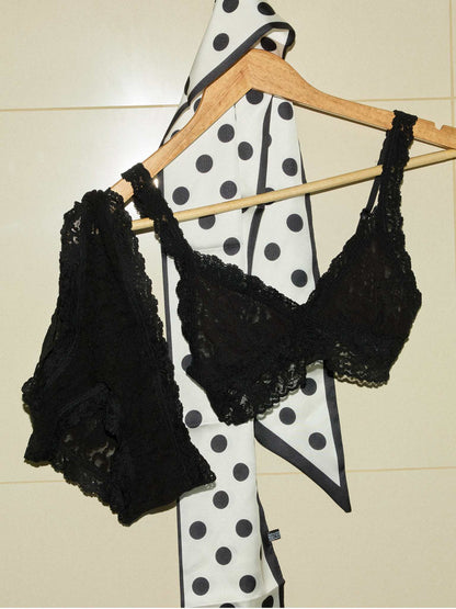 Black Lace Crossover Bralette - Hanky Panky