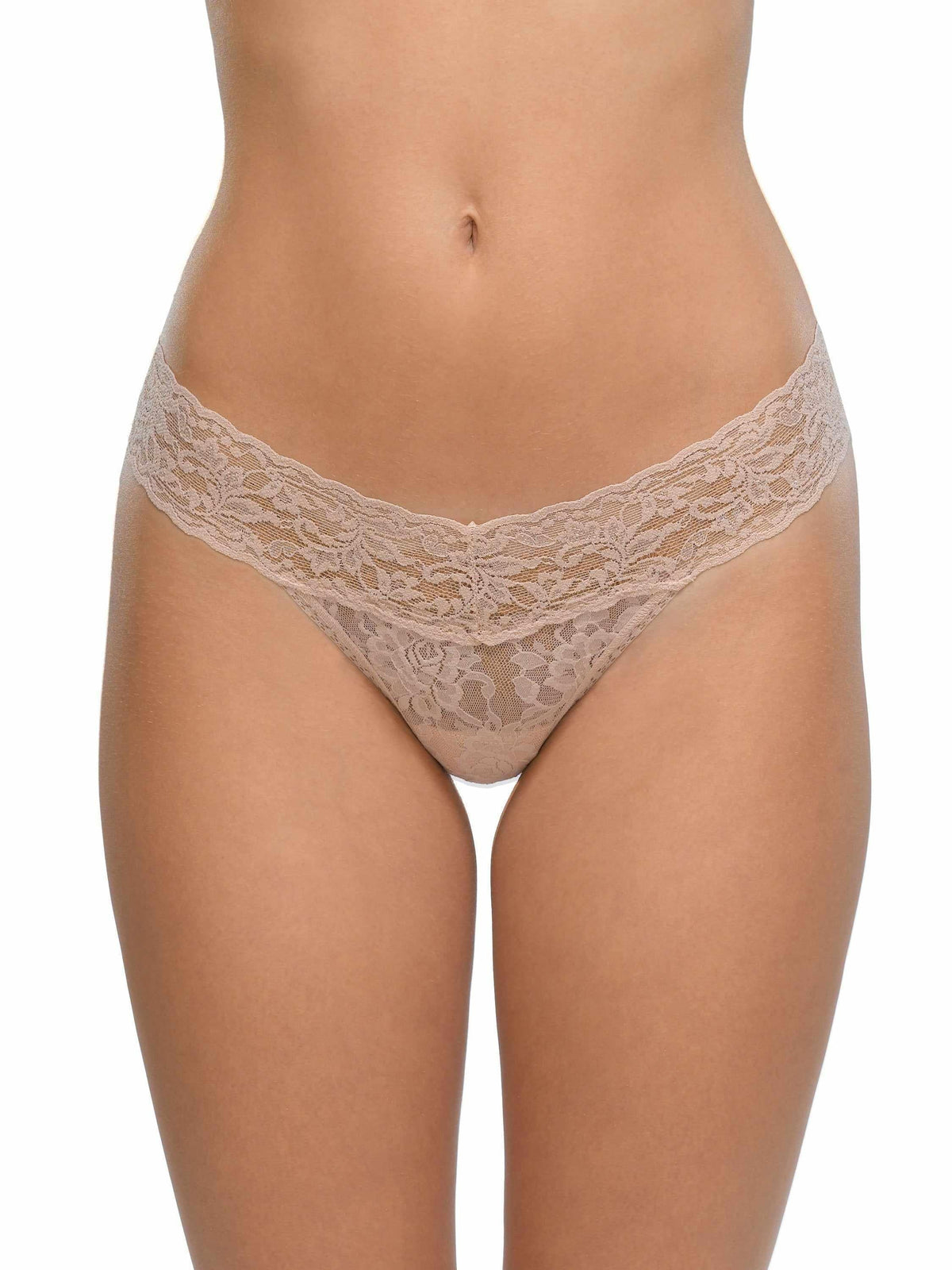 Signature Lace® Low Rise Thong Chai - Hanky Panky