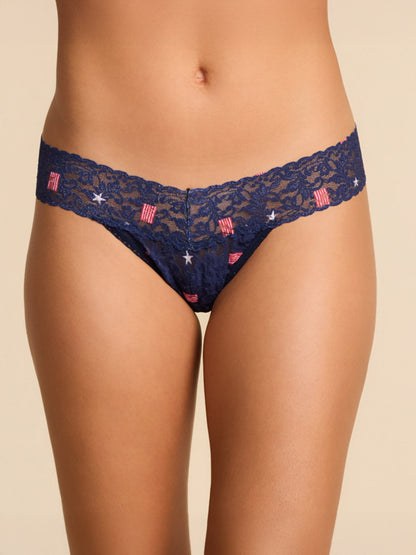 Signature Lace® Low Rise Thong And SAXX Super Soft Vibe Boxer Brief USA Signet-Maritime - Hanky Panky